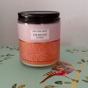 Bath & Body Works - Sun Washed Citrus  Candle - 7 oz